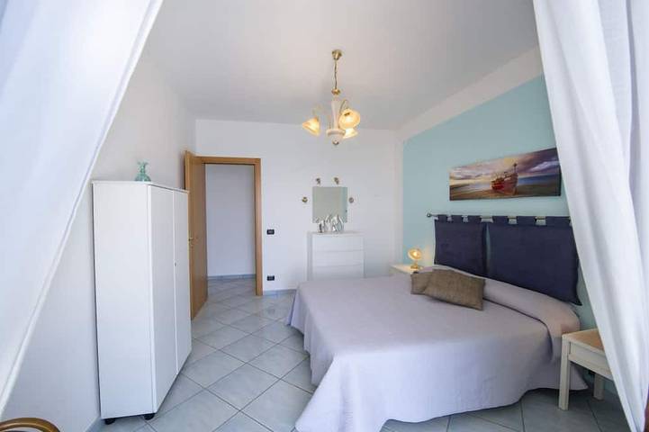 Entire apartment, Moressa Little at 1.5 km from Marina di Praia in Praiano, Sorrento Coast