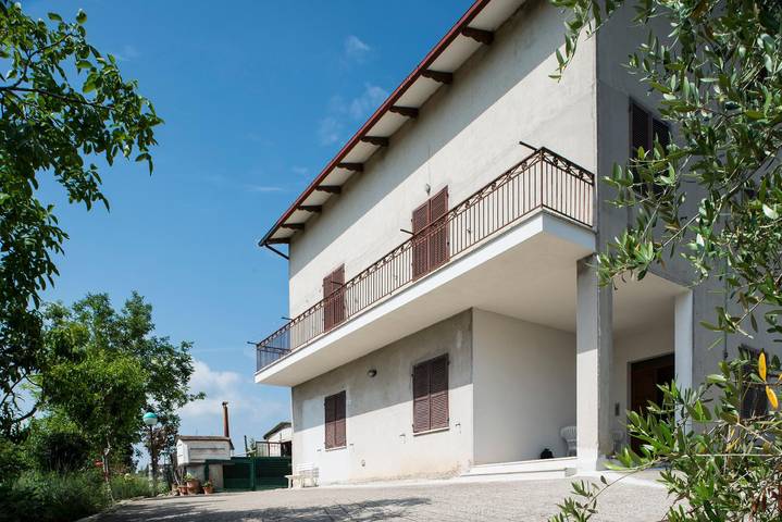 Casa de vacaciones para 10 personas, con jardín - 1