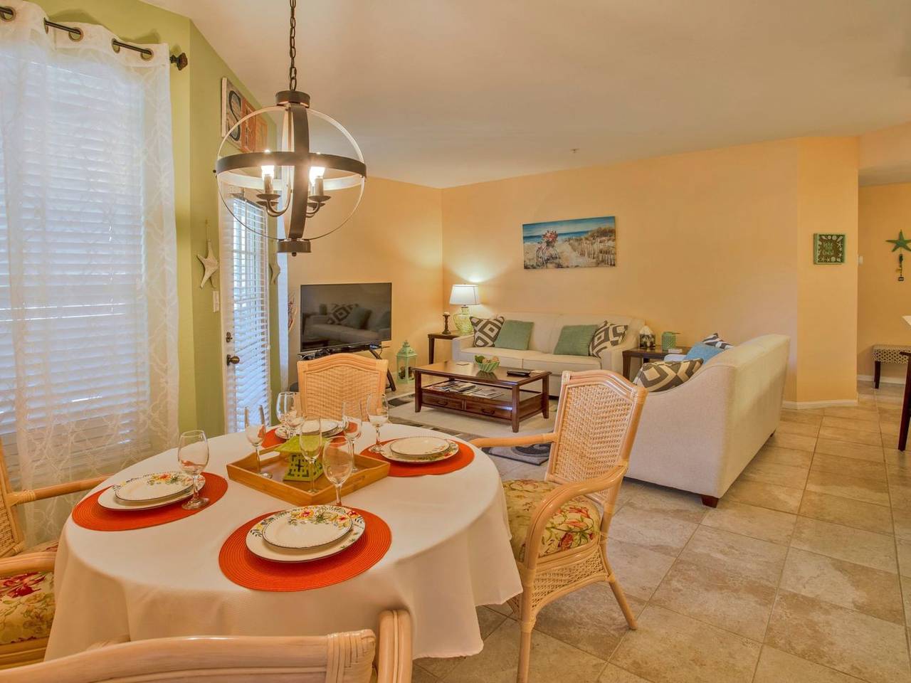 Entire apartment, Neu renoviert in geschlossener Wohnanlage, erschwinglich - nur wenige Minuten v in Clearwater, Pinellas County