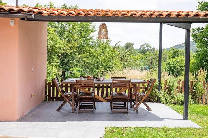 Gîte pour 6 personnes, avec Balcon et Jardin