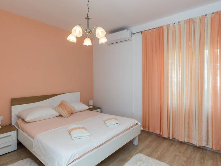 Gîte pour 7 personnes, avec jardin et terrasse, animaux acceptés à Slano - 4