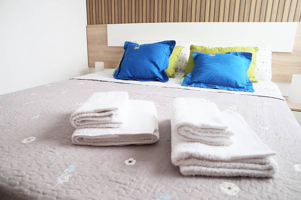 Appartement entier, \"Happy Flat Tenerife\" - 5 min. by car from South Airport and El Medano beach. in Castro (Spain), Granadilla de Abona