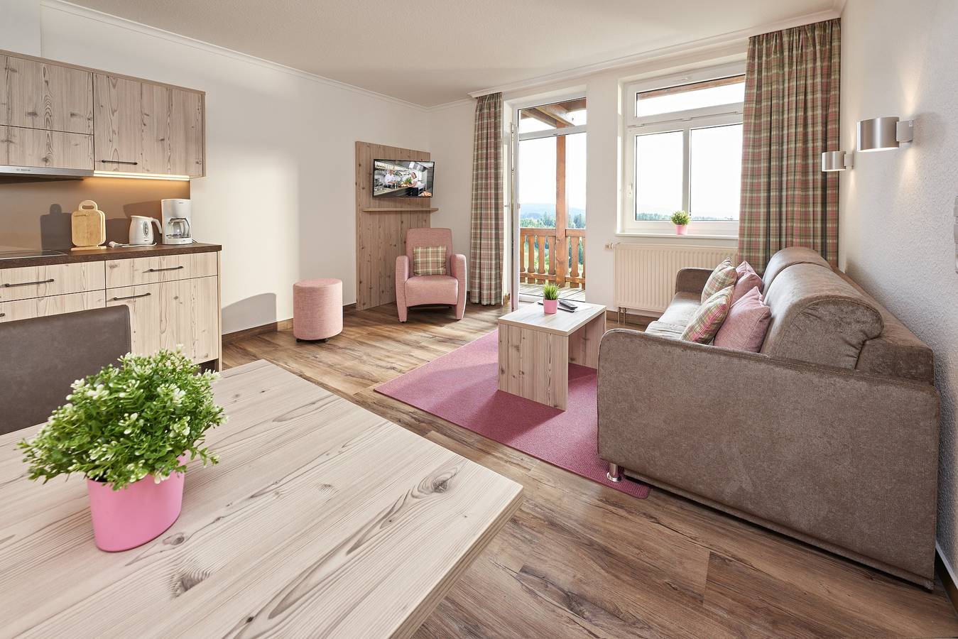 Landhotel Gasthaus Sonneneuhäusle - Nr. 05 - Ferienwohnung Kandel mit Balkon in St. Märgen, Südschwarzwald