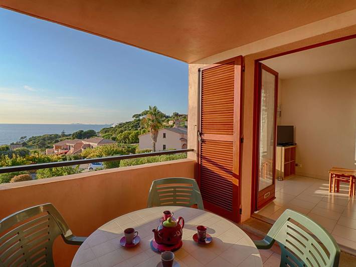 Gîte pour 4 personnes, avec piscine dans Porticcio - 2