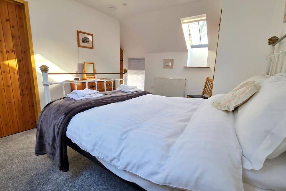 Cosy countryside cottage  10 mins drive from beach and amenities. in Devon
