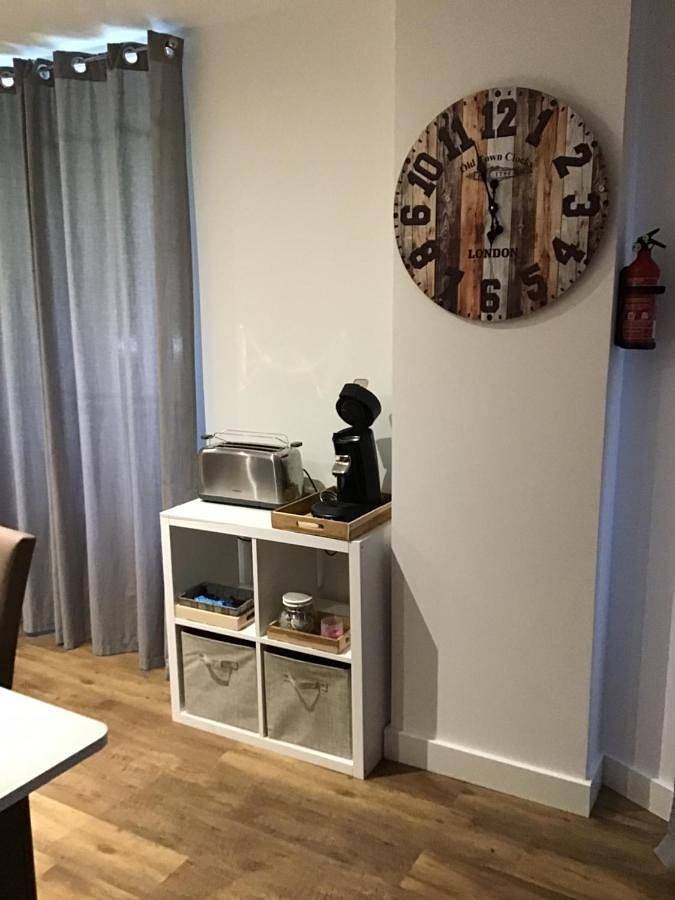 Appartement entier, Magnifique T4 avec terrasse à Saint-Nectaire - 8 pers in Saint-Nectaire, Parc naturel régional des Volcans d'Auvergne