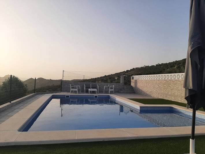 Casa rural para 6 personas, con piscina en El Gastor - 4