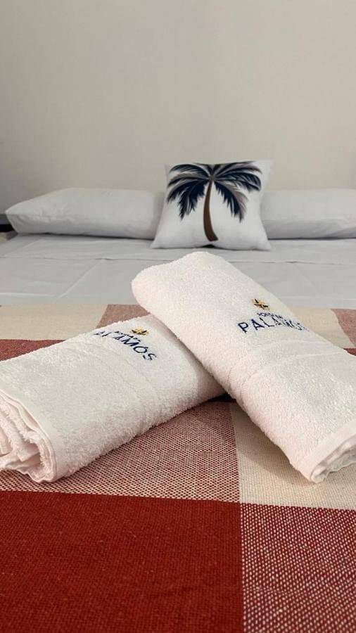 Pousadas para 2 pessoas, com jardim e vista e ainda terraço em Beberibe