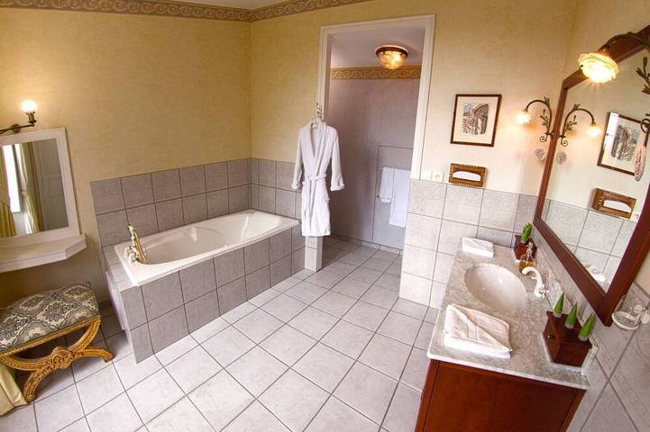 Gîte pour 14 personnes, avec jardin et jacuzzi à La Haie-Fouassière - 3