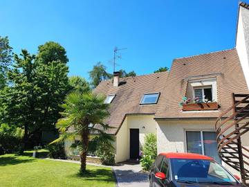 Cottage pour 7 personnes, avec jardin ainsi que piscine et vue à Coye-la-Forêt