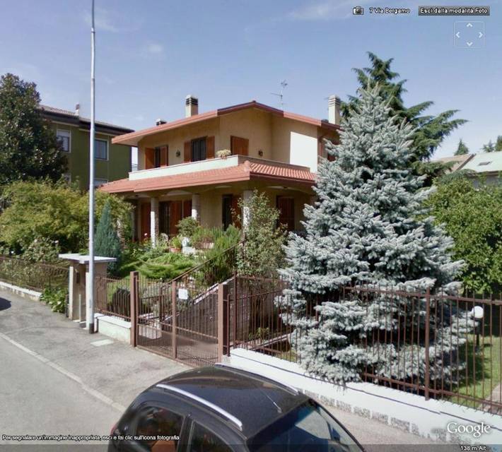 Chambre d’hôte pour 2 personnes, avec jardin à Bussero