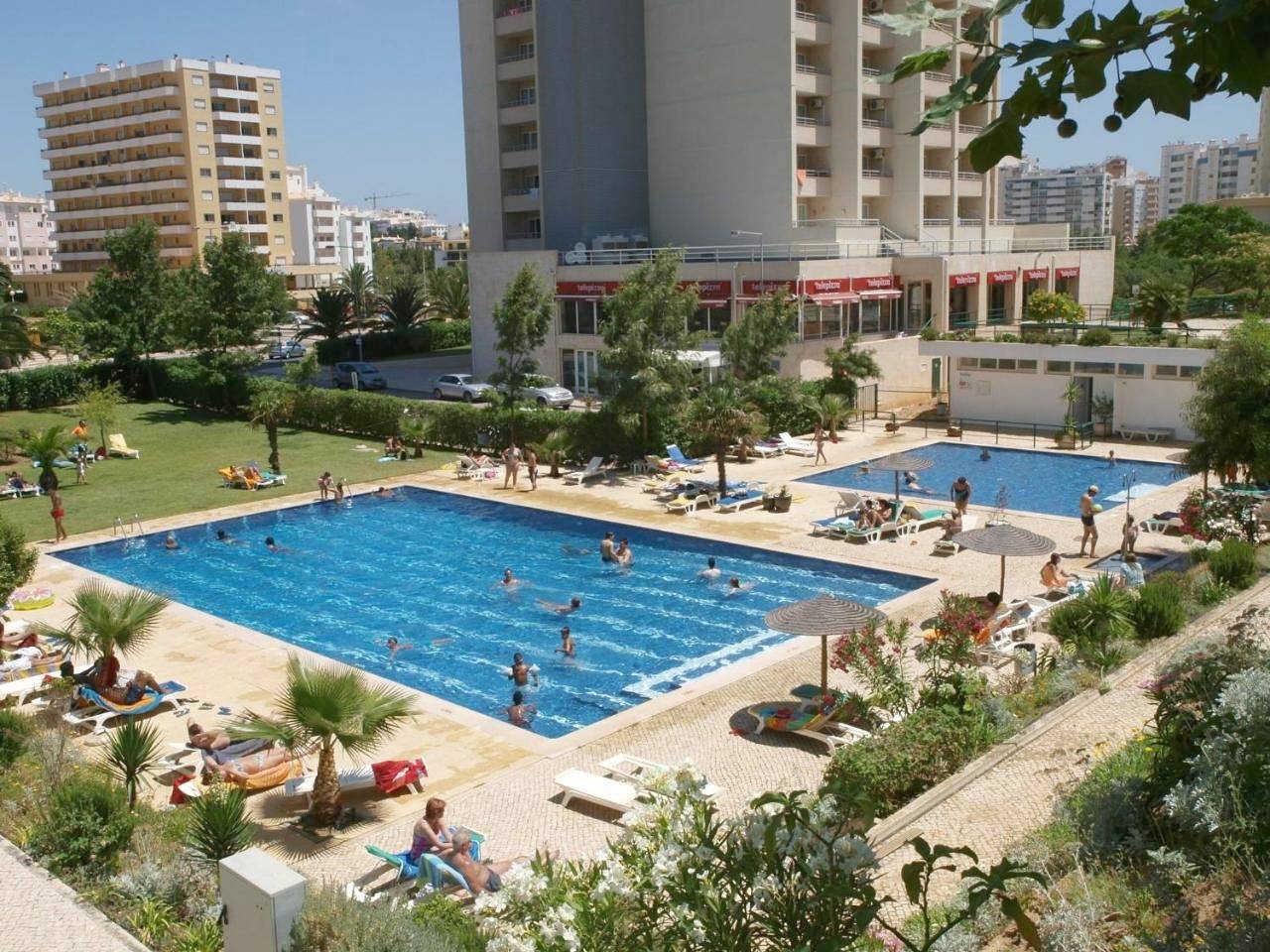 Apartamentos Jardins da Rocha in Praia da Rocha, Portimão