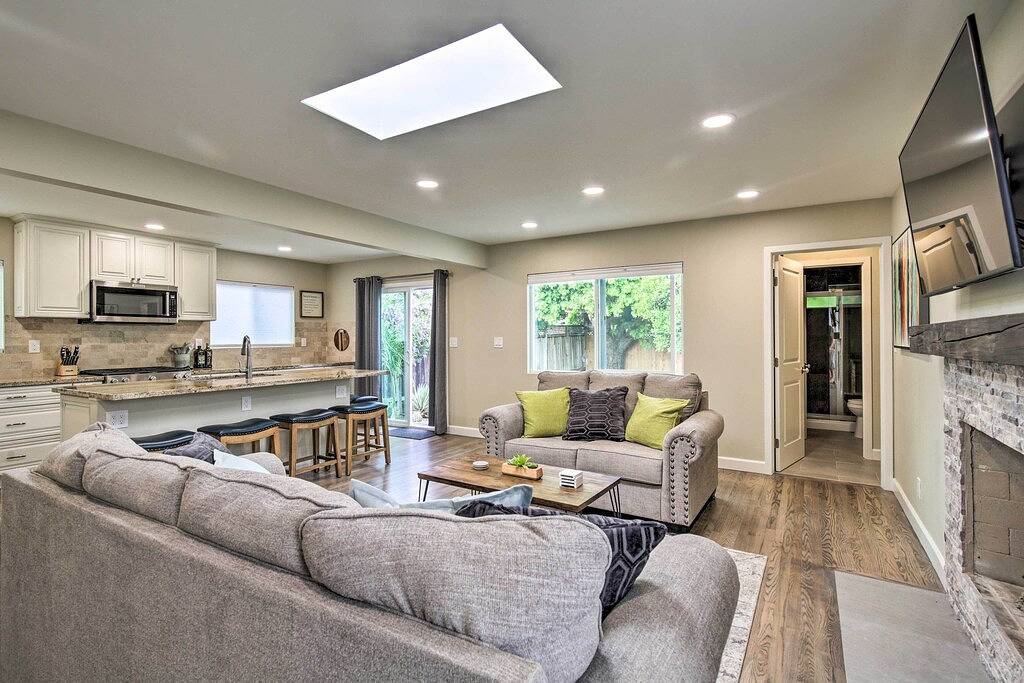 Coastal Carlsbad Home: 1 Mi to Beach & Downtown in Carlsbad, San Diego County