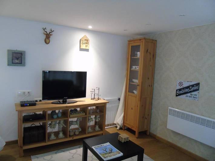 Apartamento para 2 personas, con vistas además de piscina y jardín en Rochefort (Región Valona)