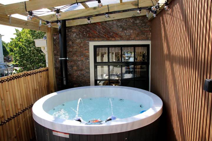 Ferienwohnung für 8 Personen, mit Terrasse und Ausblick sowie Pool und Sauna in Medemblik - 2