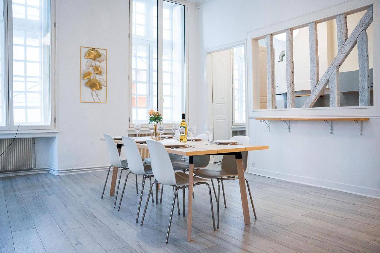 Wonderhost, les Apparts de la place Margot in Pau, Béarn