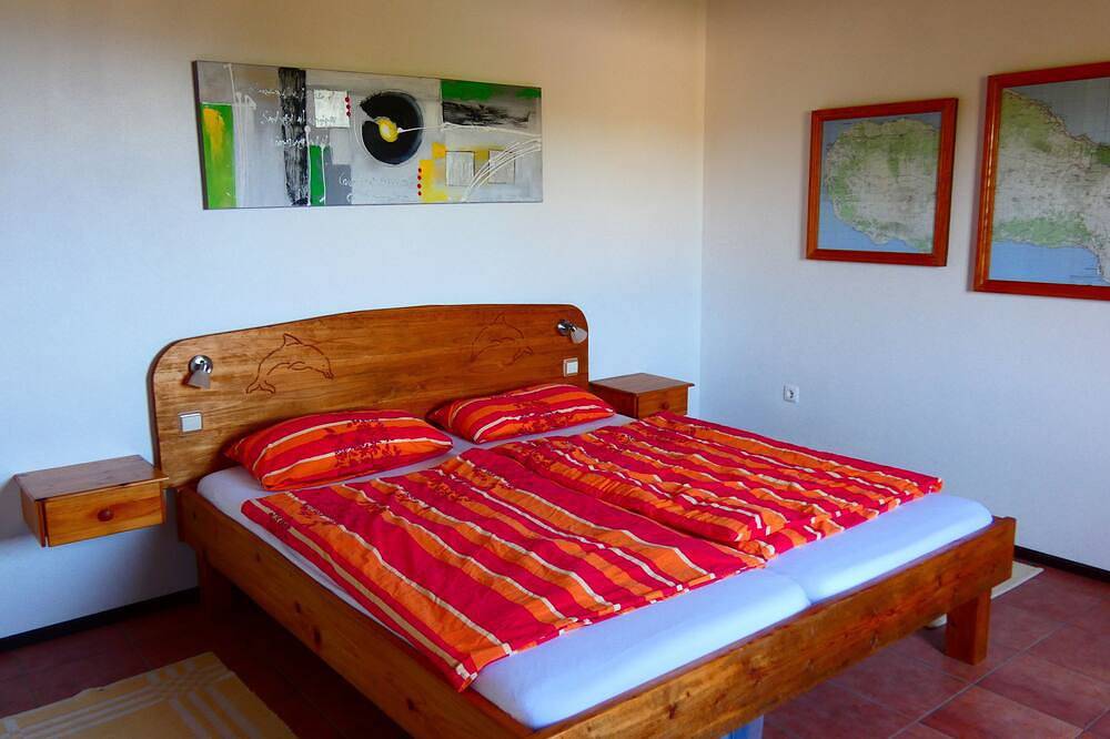 Ferienhaus mit Familienanschluss, Insel Pico in Ruhe u mit traumhafter Aussicht in Piedade, Pico (Azoren)