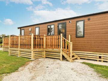 Lodge for 4 People in Lancashire, Photo 1
