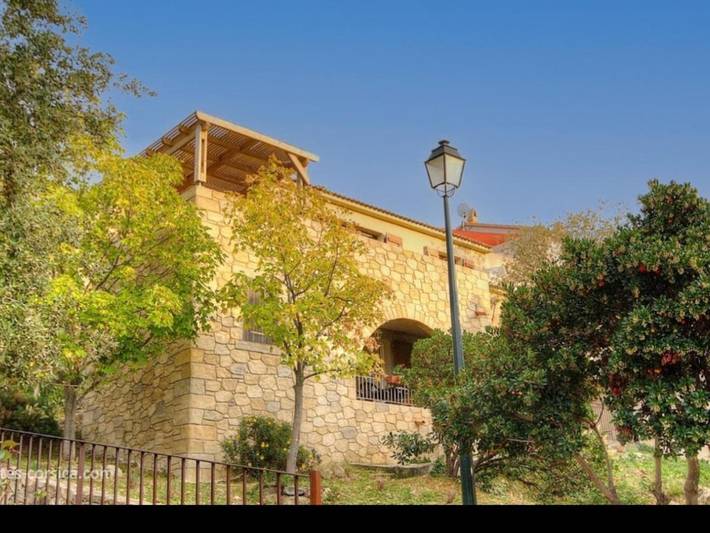 Gîte pour 4 personnes, avec terrasse et vue à Lama - 3