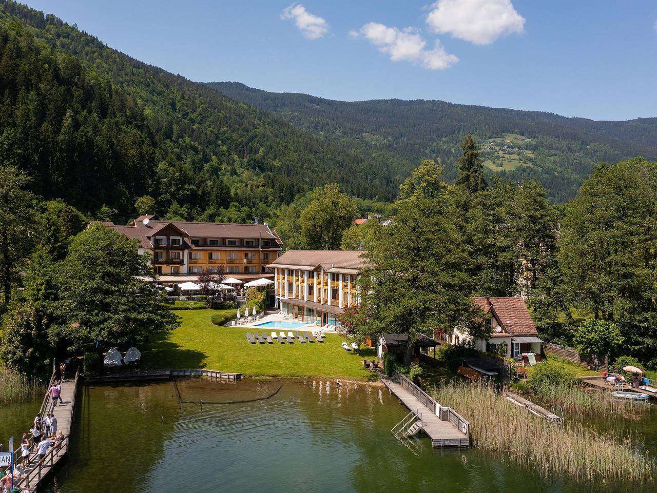 Seehotel Urban - Familien Suite Seeblick Nrf Bf in Bodensdorf, Gerlitzen