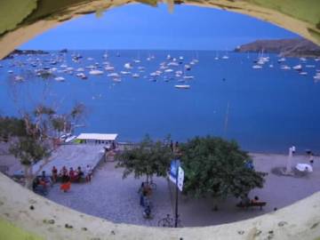 Casa de huéspedes para 5 personas, con balcón en Alt Empordà