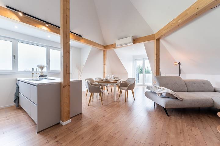 Ferienwohnung für 6 Personen, mit Balkon in Bannewitz