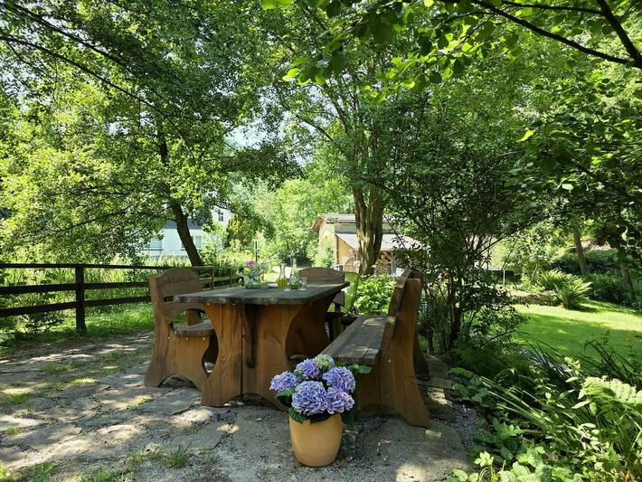 Entire apartment, Apartment "Schwarzmühle 3" with Lake View, Private Garden and Wi-Fi in Börnichen, Ore Mountains
