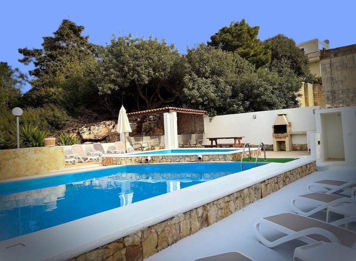 Location de vacances pour 14 personnes, avec jardin et piscine ainsi que bassin pour enfant et vue dans Mellieha - 2
