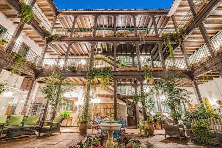 Apartamento para 2 personas, con Terraza en Santa Cruz (Sevilla)