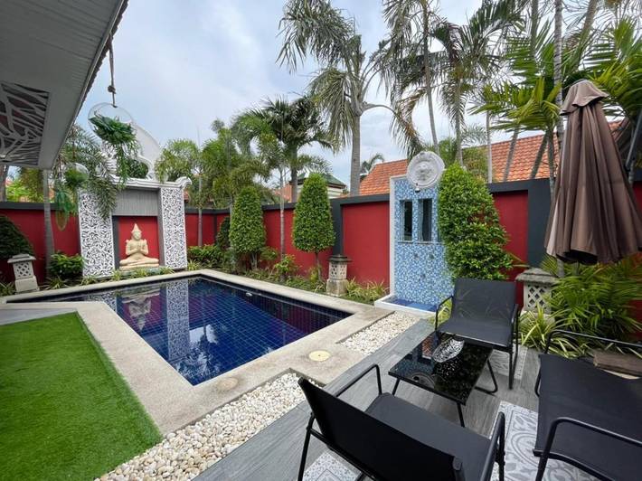 Villa pour 4 personnes, avec piscine ainsi que jardin et terrasse à Pattaya - 2