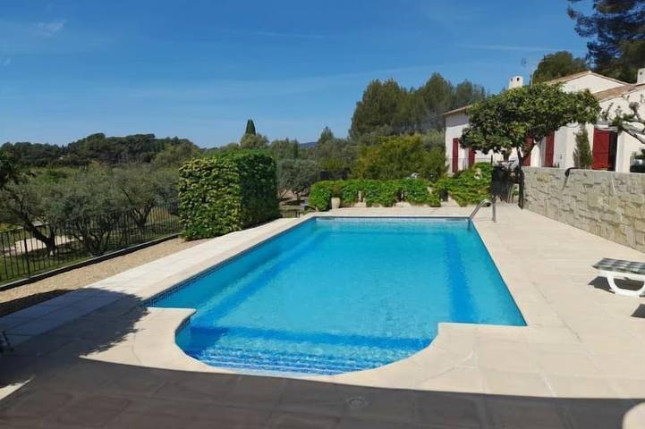 Ferienwohnung für 6 Personen, mit Pool und Garten - 1