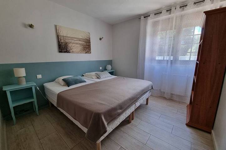 Location de vacances pour 15 personnes, avec jacuzzi ainsi que jardin et piscine à Saint-Martin-Lars-en-Sainte-Hermine - 2