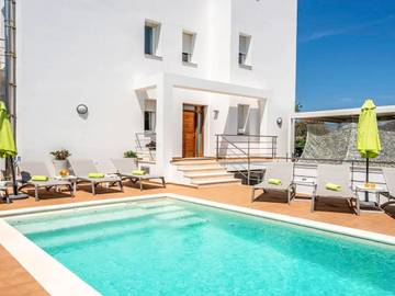 Casa de vacaciones in Santa Eulària des Riu, Ibiza Este für 8 