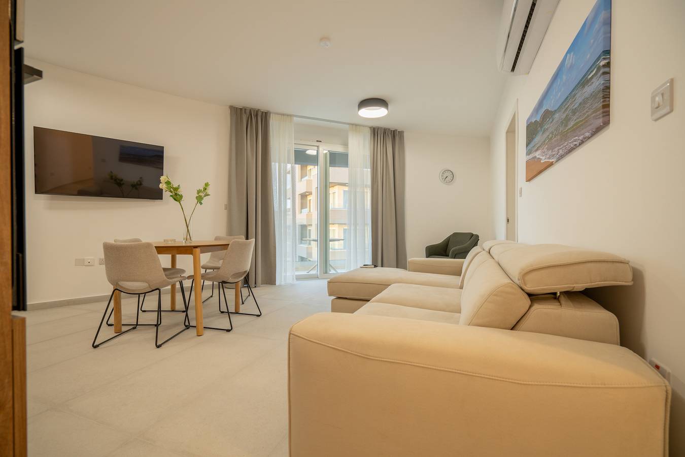 Appartement entier, Modern Seaside Apart in Marsalforn - 5C in Marsalforn, Zebbug