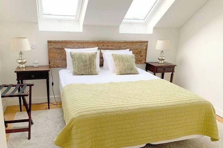Vakantiehuis voor 3 personen, with tuin and zwembad as well as balkon in Sintra