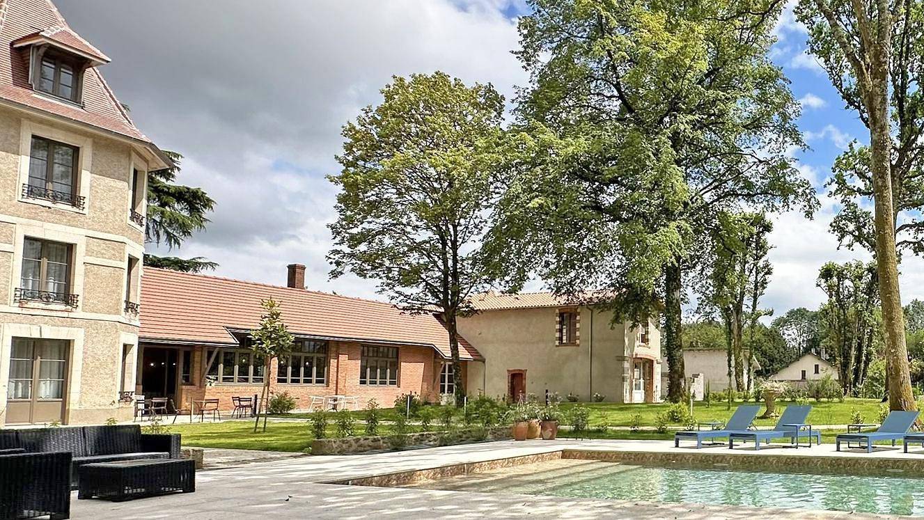 Gîte du Manoir des Perrières in Rochechouart, Parc naturel régional Périgord-Limousin