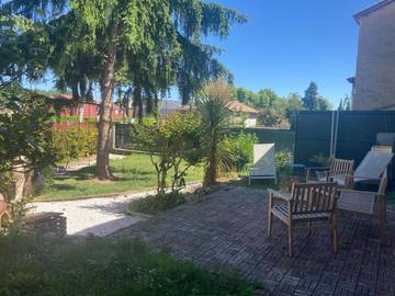 Gîte pour 6 personnes, avec terrasse et jardin, animaux acceptés à Fleurance