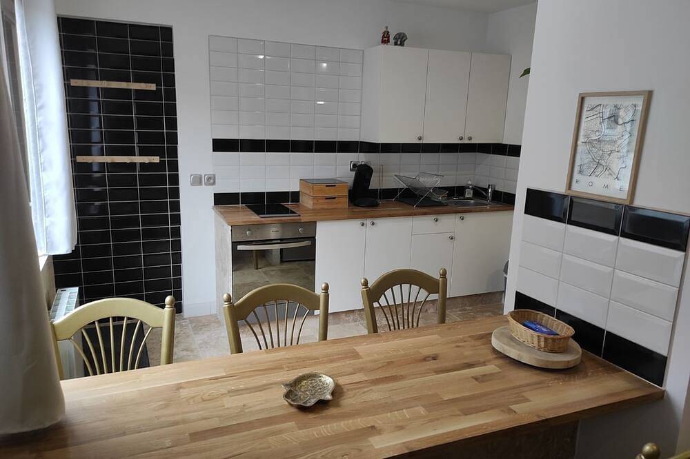 Maison Luxe César Aéroport Tillé 7 Personnes in Tillé, Río Oise