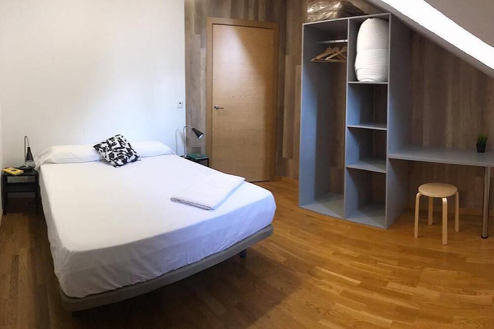Ganze Wohnung, Maisonette, Tudela Palacio Arizcun. Uat00941. in Tudela, Navarra Provinz