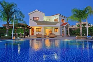 Villa for 8 People in South Cyprus, Photo 1