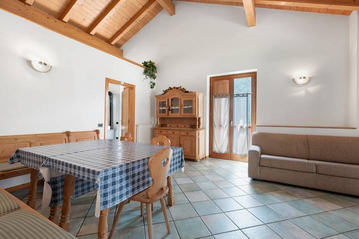 Appartamento per 8 persone, con sauna e giardino in Val di Sole