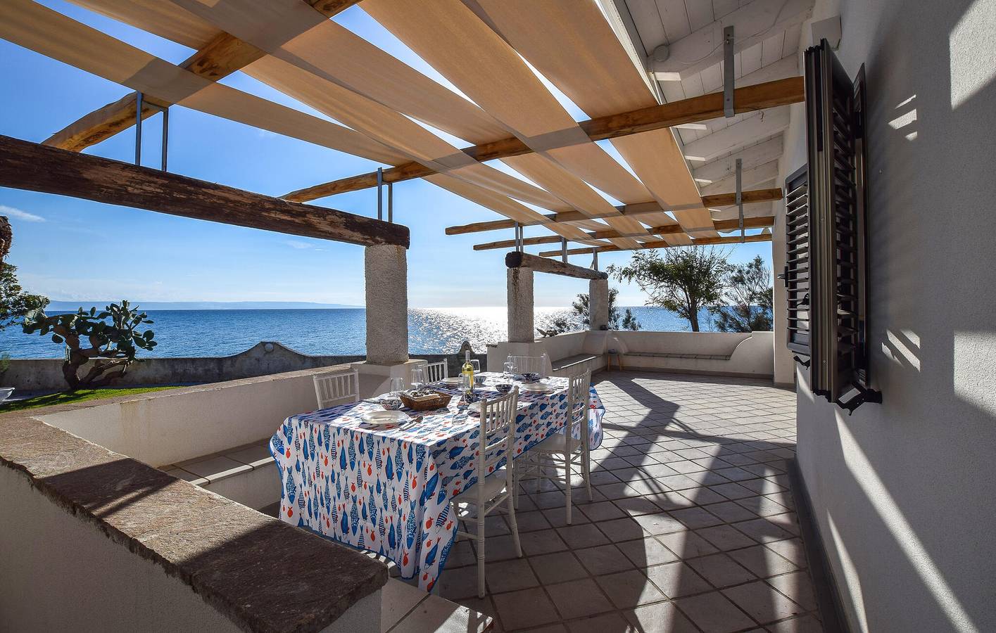 Appartement vue mer avec parking, WiFi, AC, 100m de la plage in Côte Tyrrhénienne Calabre