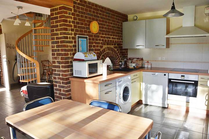 Gîte pour 4 personnes, avec jardin à Les Loges - 2