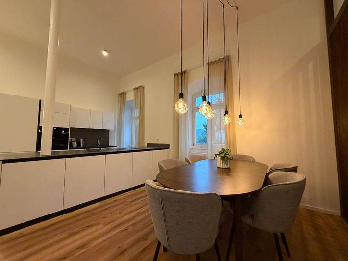Ganze Wohnung, Schloss Espasingen Apartment 3 - Ferienwohnung im historischen Schloss in Espasingen, Stockach