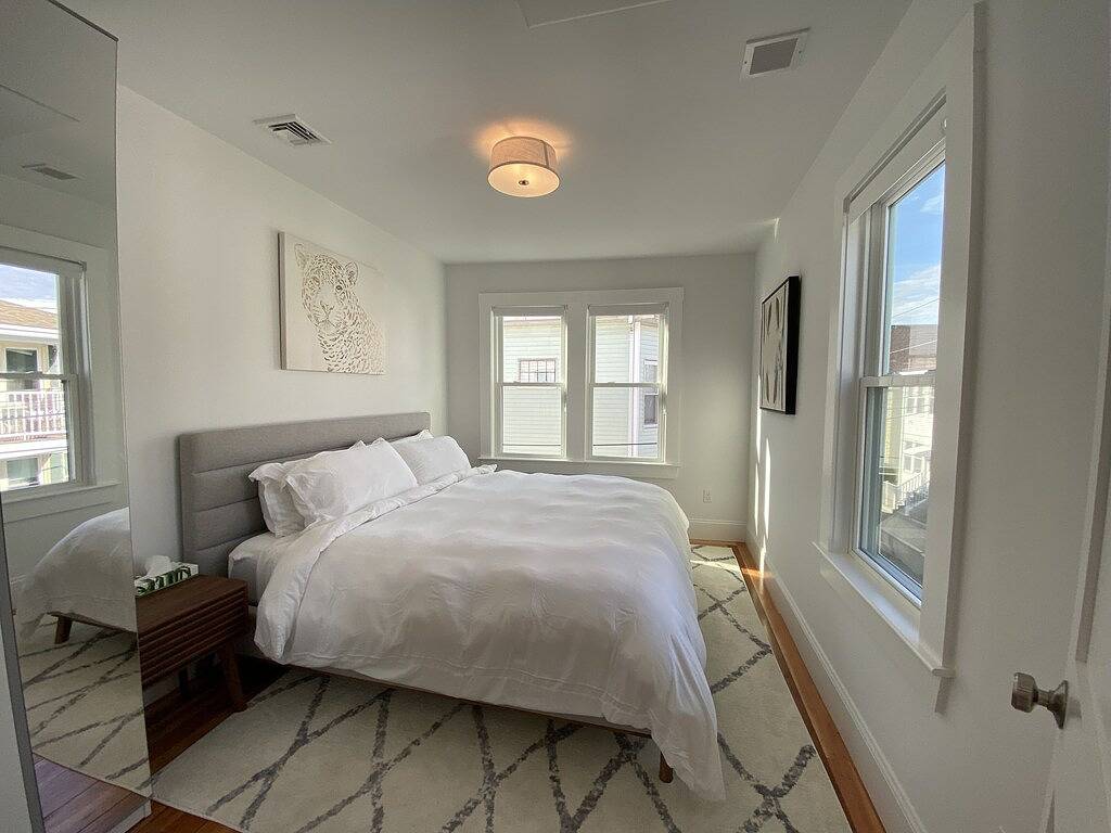 Ganze Wohnung, Downtown Salem - Park & Play Modern 3 Bedroom in Salem (MA), Essex County (MA)