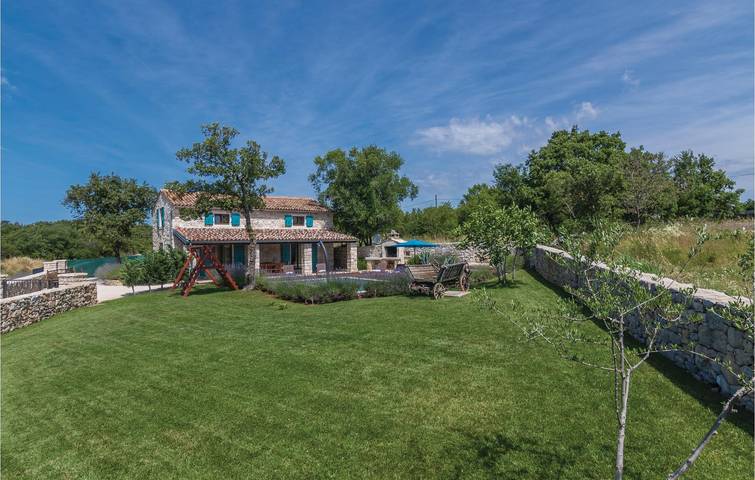 Location de vacances pour 7 personnes, avec terrasse et piscine, animaux acceptés à Bale (Croatie) - 3