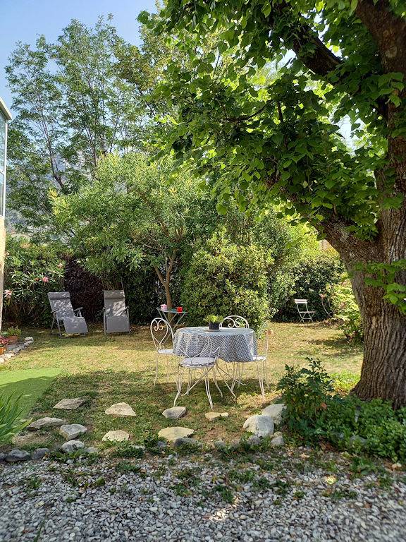 Gîte des Pivoines in Buis-les-Baronnies, Région de nyons