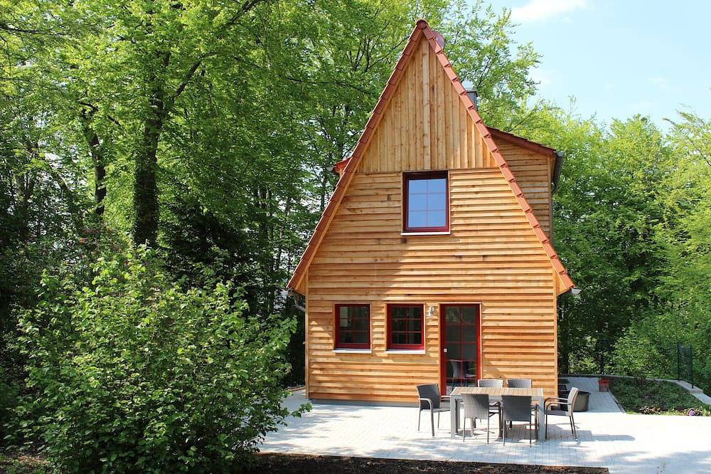 Komfortables Ferienhaus mit Charme, direkt zwischen See und Wald gelegen in Körbecke, Möhnesee