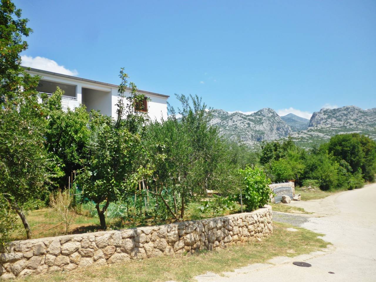 Cały apartament, Apartament wakacyjny dla 4 osób z balkon in Starigrad, Zadar