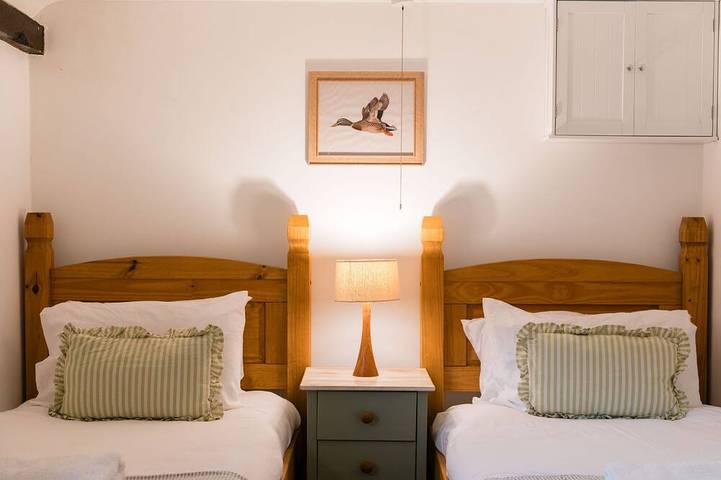 Henloft Farm Stay With Pool in Gloucestershire